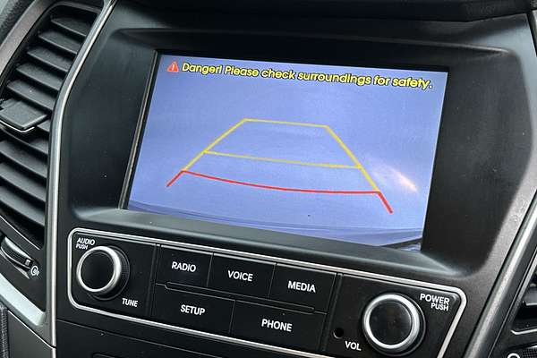 2017 Hyundai Santa Fe Active DM5 Series II thumb-14