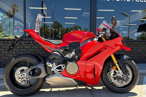 2025 Ducati Panigale V4 S Panigale V4