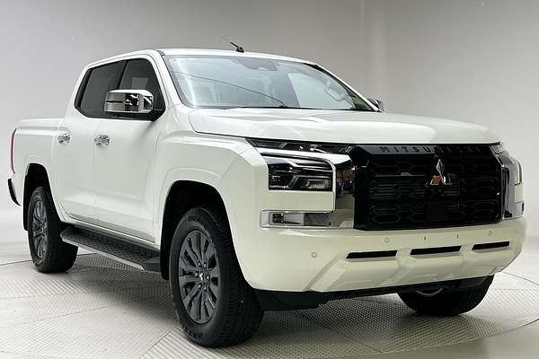 2025 Mitsubishi Triton GLS MV 4X4 thumb-0