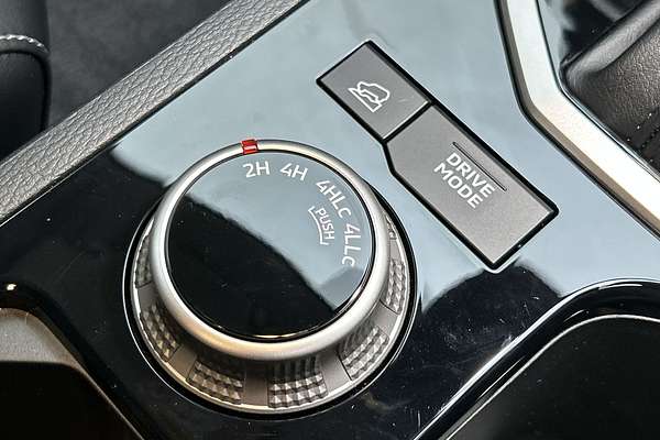 2025 Mitsubishi Triton GLS MV 4X4 thumb-14