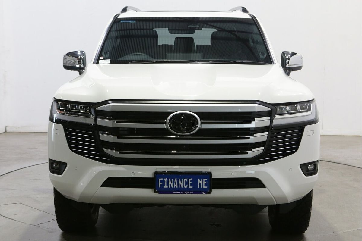 2025 Toyota Landcruiser Sahara FJA300R