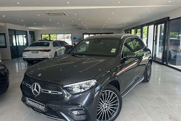 2025 Mercedes-Benz GLC-Class GLC300 X254