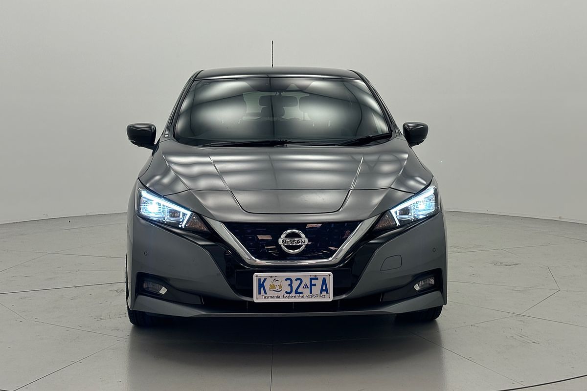 2021 Nissan LEAF ZE1
