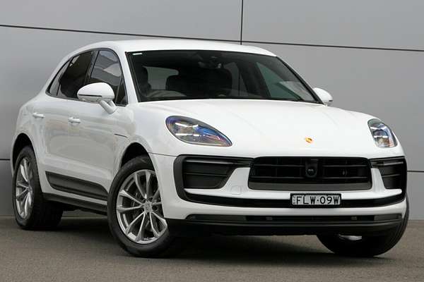 2024 Porsche Macan 95B