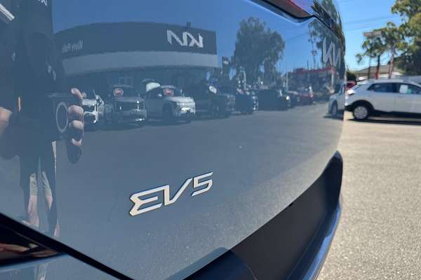 2025 Kia EV5 Air Long Range OVc thumb-6