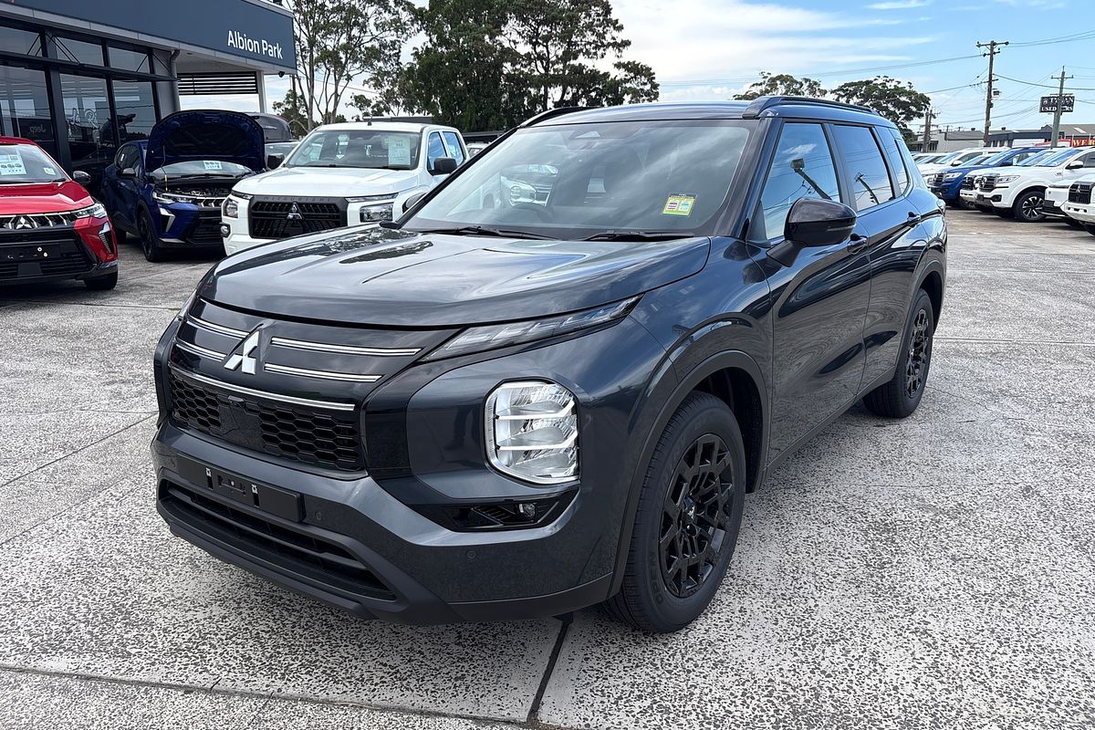 2025 Mitsubishi Outlander LS ZM