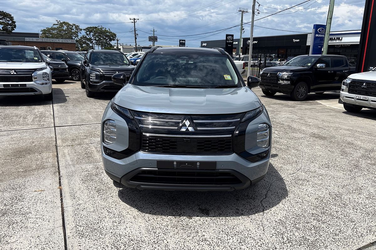 2025 Mitsubishi Outlander LS ZM