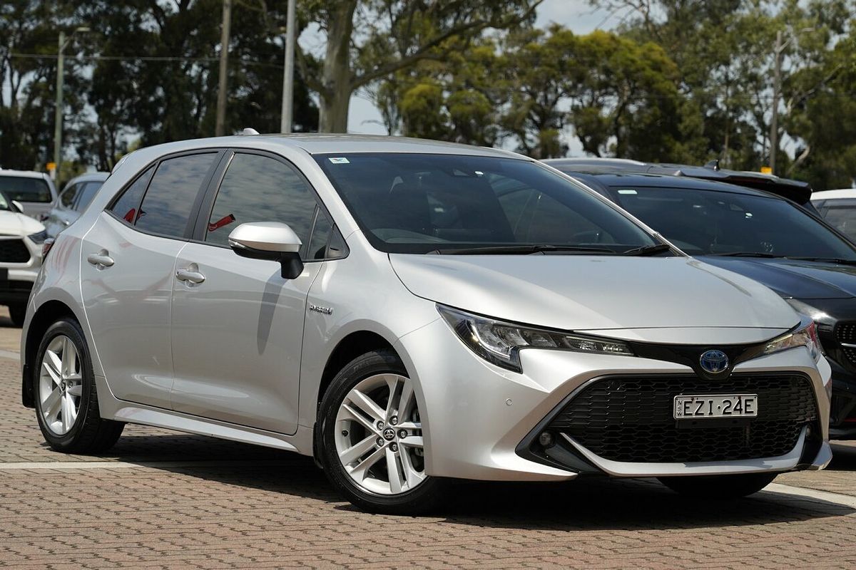 2020 Toyota Corolla SX Hybrid ZWE211R