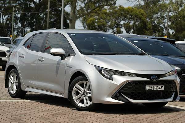 2020 Toyota Corolla SX Hybrid ZWE211R