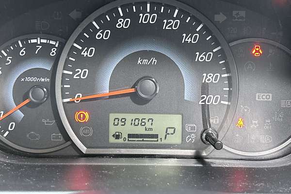 2020 Mitsubishi Mirage ES LB thumb-12