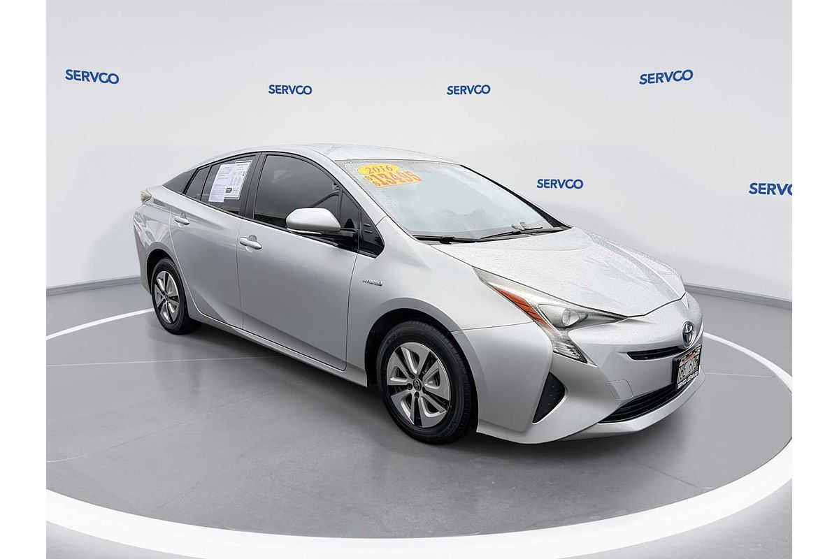 2016 Toyota Prius Three
