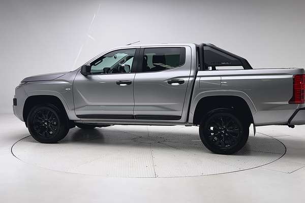2025 Mitsubishi Triton GLX-R MV 4X4 thumb-7