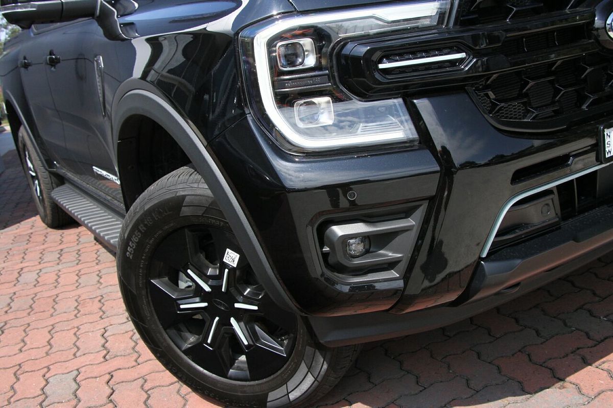 2025 Ford Ranger PHEV Stormtrak 4X4 2.3L