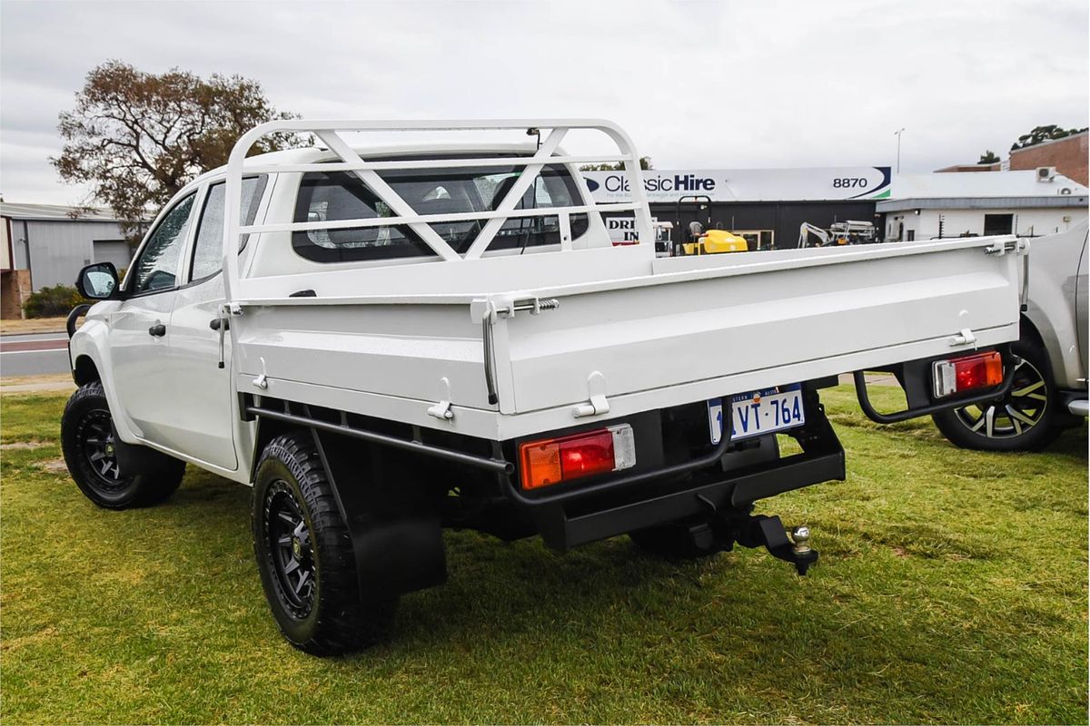 2022 Mitsubishi Triton GLX MR 4X4