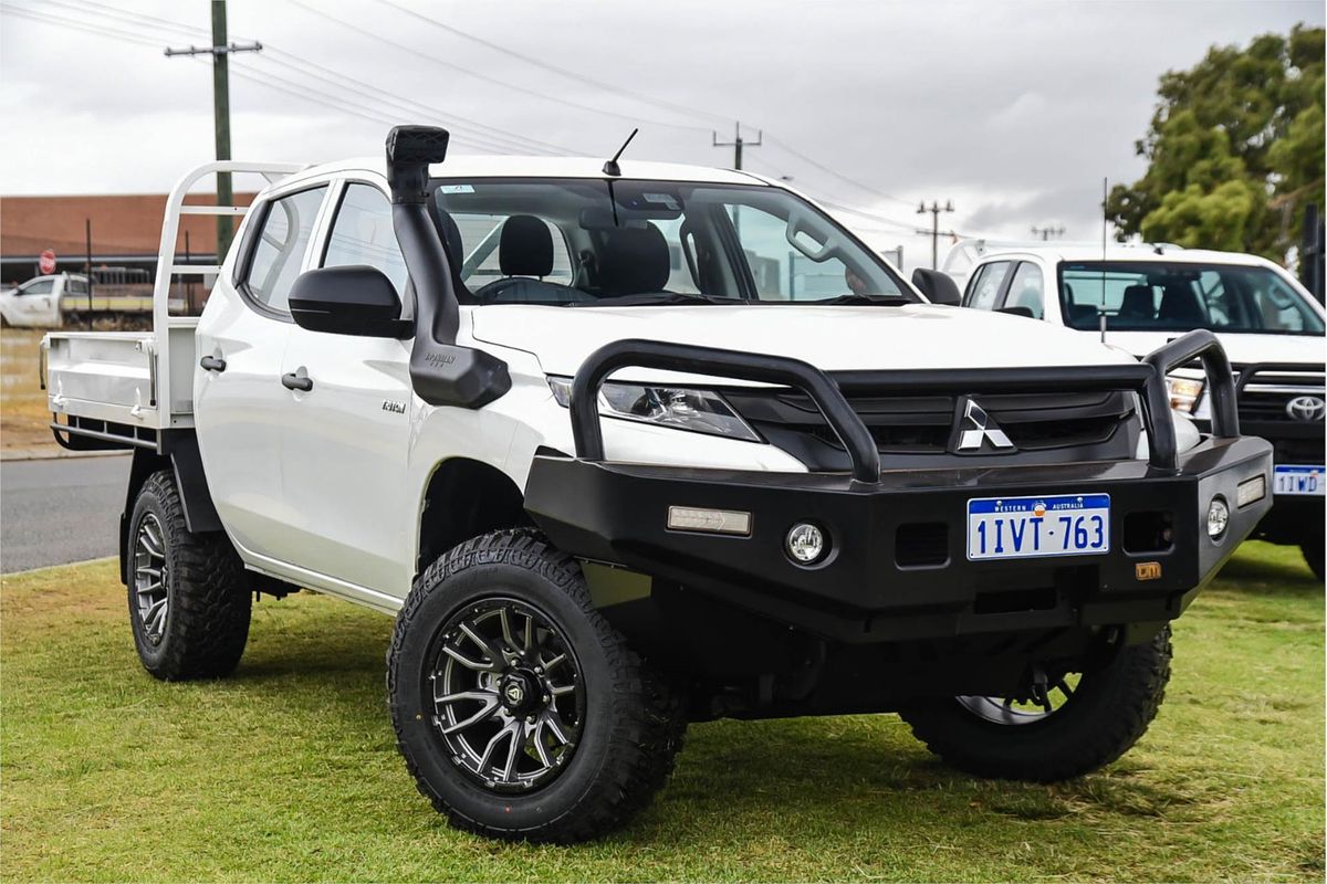 2022 Mitsubishi Triton GLX MR 4X4