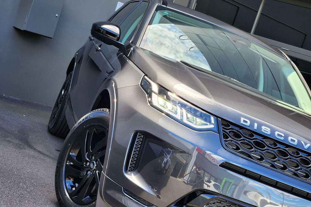 2025 Land Rover Discovery Sport P200 S L550