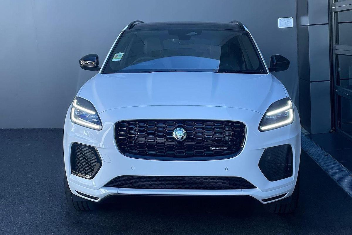 2025 Jaguar E-PACE P250 R-Dynamic SE X540
