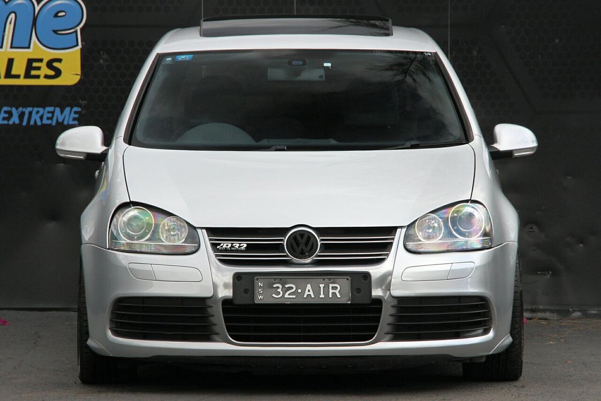 2009 Volkswagen Golf R32 V