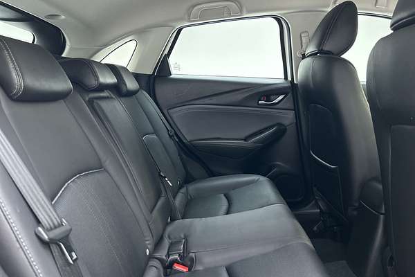 2022 Mazda CX-3 sTouring DK thumb-11