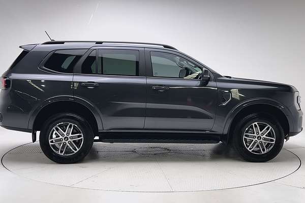 2024 Ford Everest Trend 2.0L thumb-8