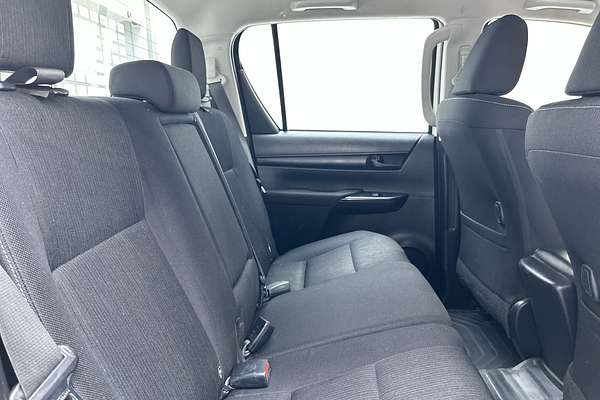 2022 Toyota Hilux SR GUN126R 4X4 thumb-10