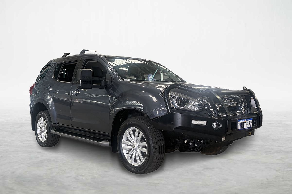 2018 Isuzu MU-X LS-T