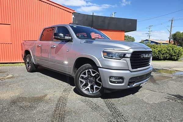 2025 RAM 1500 Laramie Sport Hurricane SO RamBox DT 4X4 SWB
