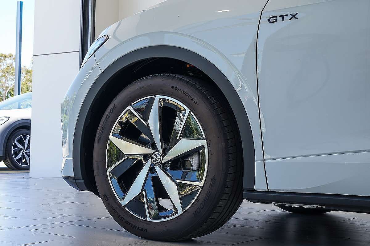 2025 Volkswagen ID.4 GTX E2