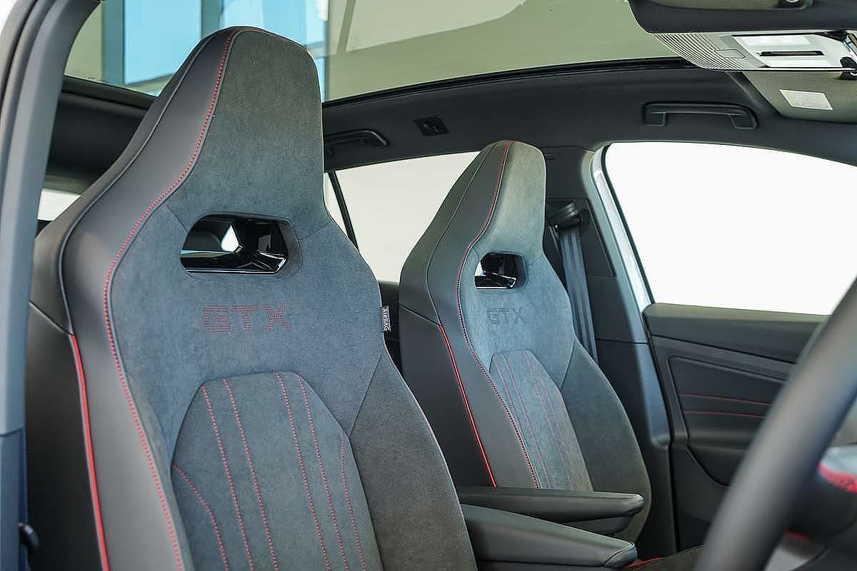 2025 Volkswagen ID.4 GTX E2