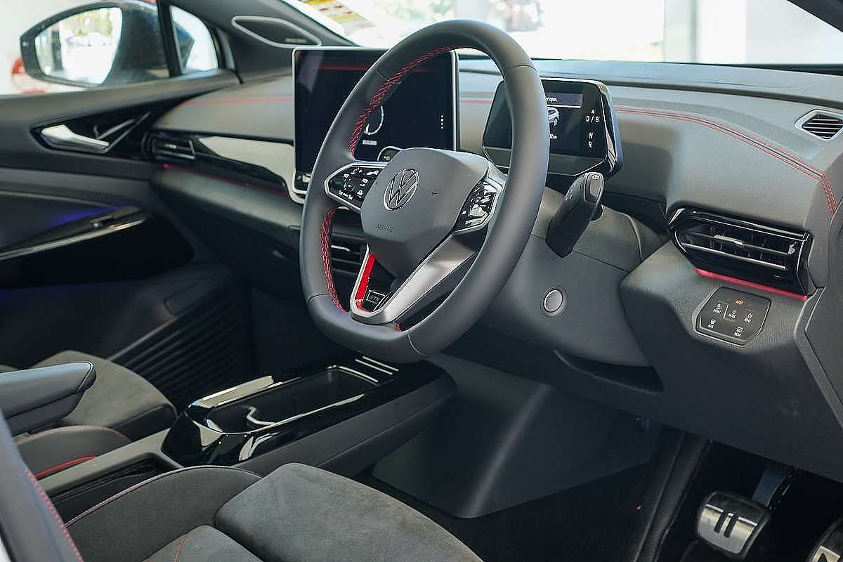 2025 Volkswagen ID.4 GTX E2