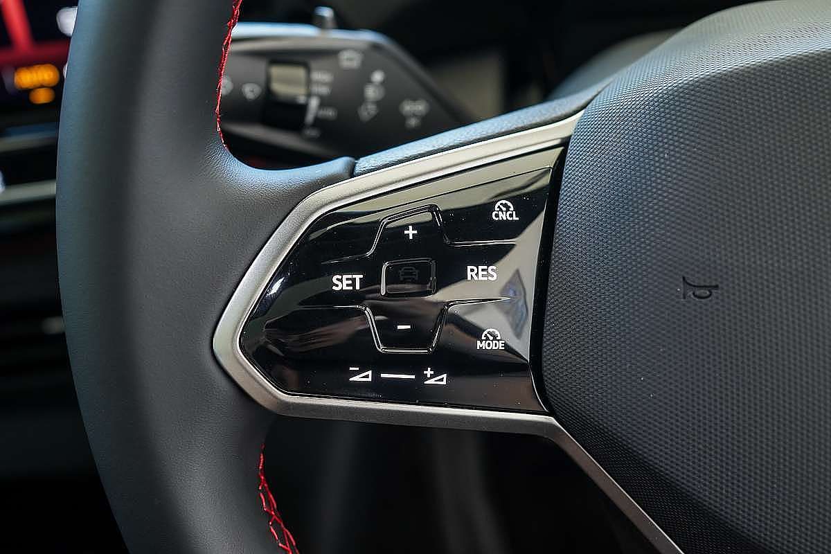 2025 Volkswagen ID.4 GTX E2