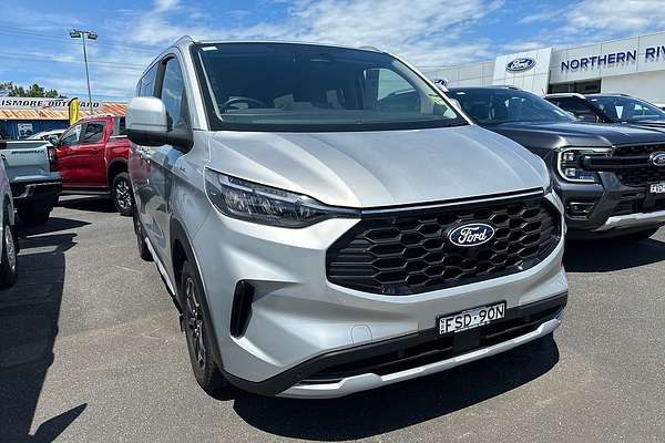 2024 Ford Tourneo Active AV SWB