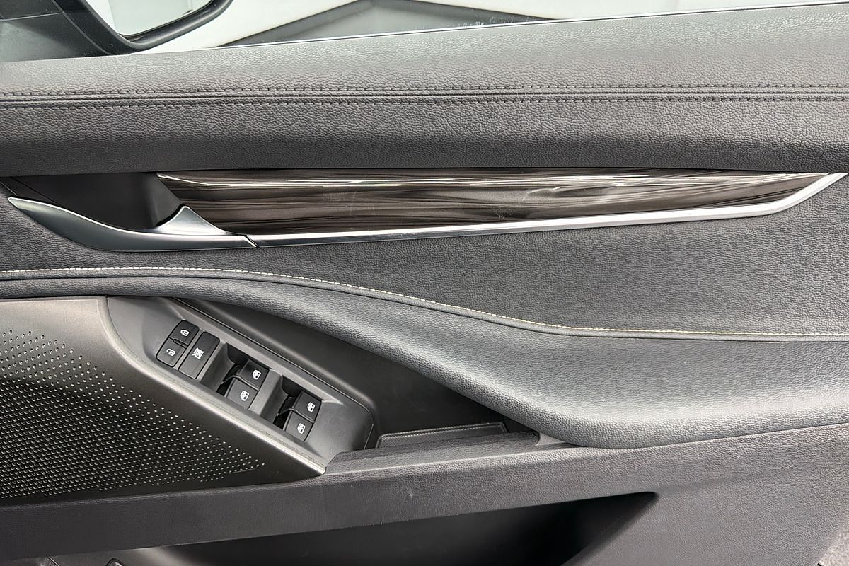 2021 LDV D90 Executive SV9A