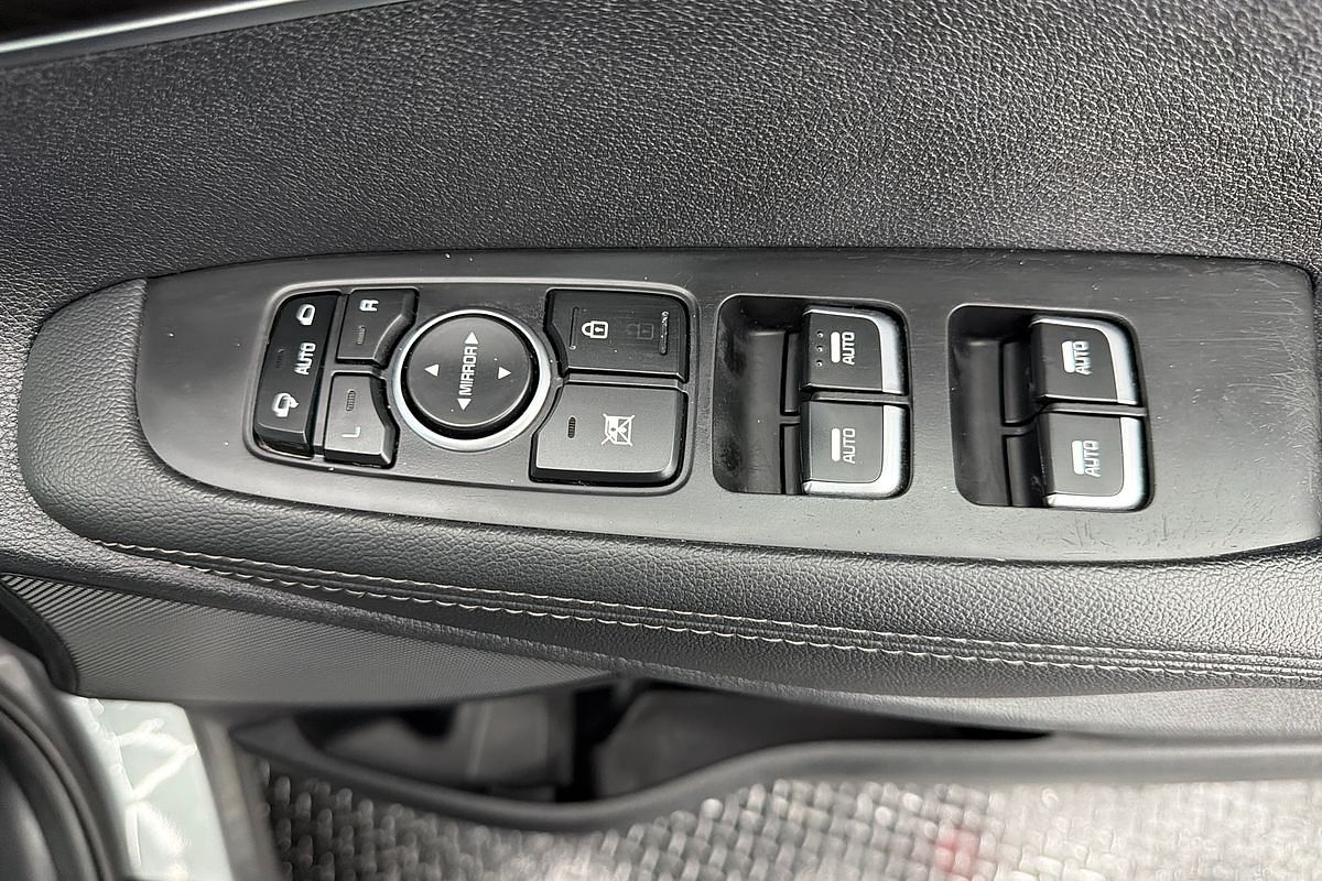 2015 Kia Sorento Si UM