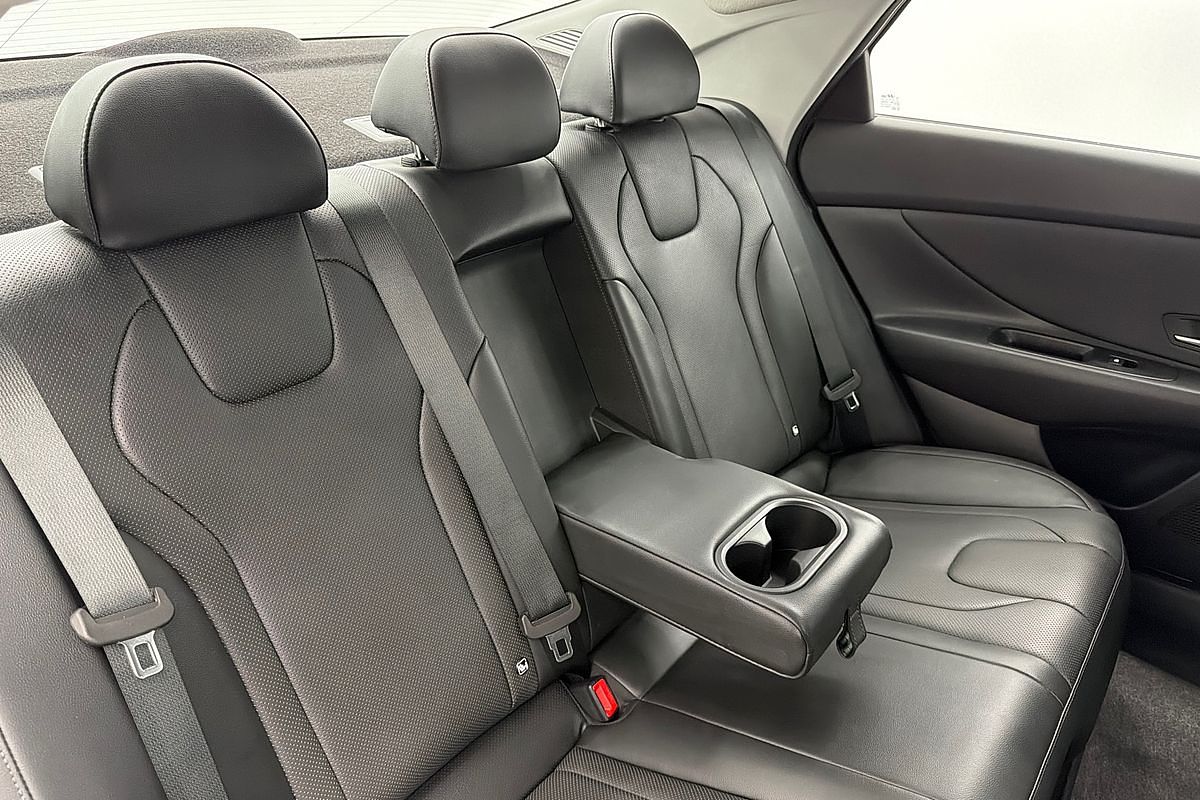 2024 Hyundai i30 Elite Hybrid CN7.V2