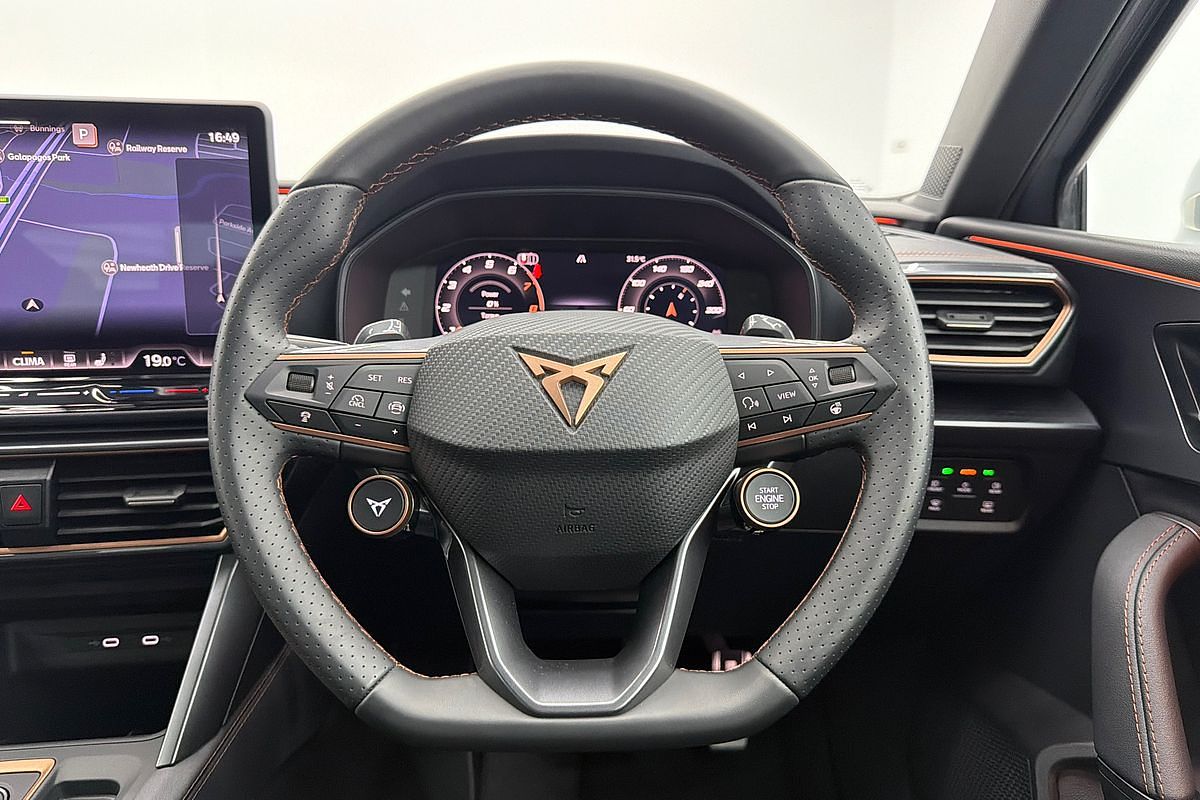 2025 CUPRA Leon VZx KL