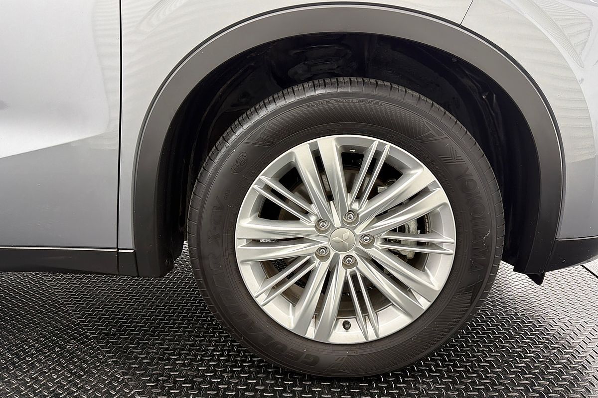 2022 Mitsubishi Outlander ES ZM