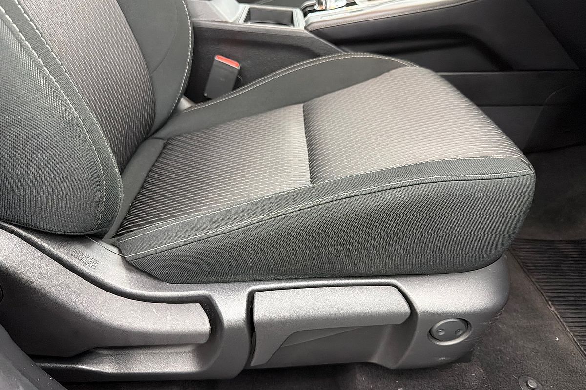 2022 Mitsubishi Outlander ES ZM