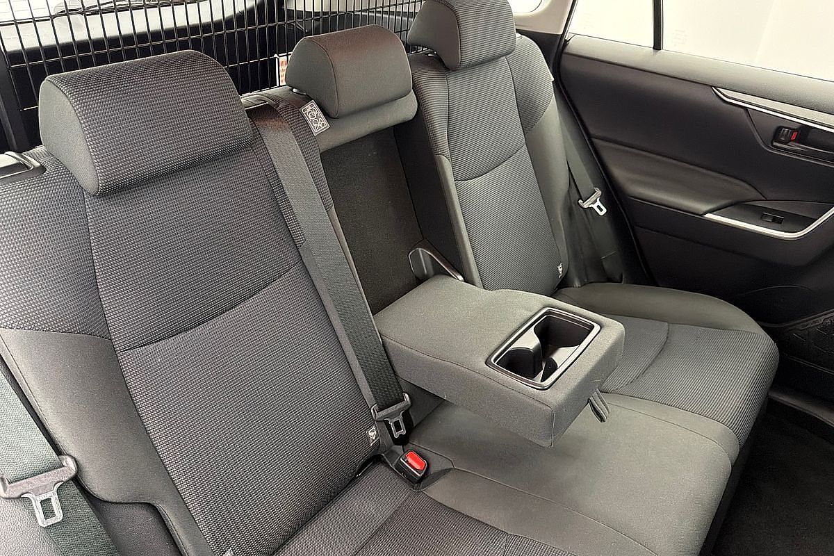 2021 Toyota RAV4 GX AXAH52R