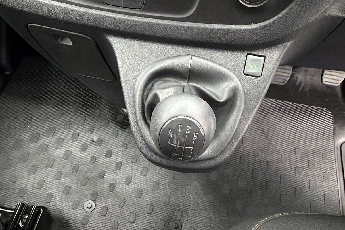 2018 Renault Trafic 103KW X82 SWB Low Roof