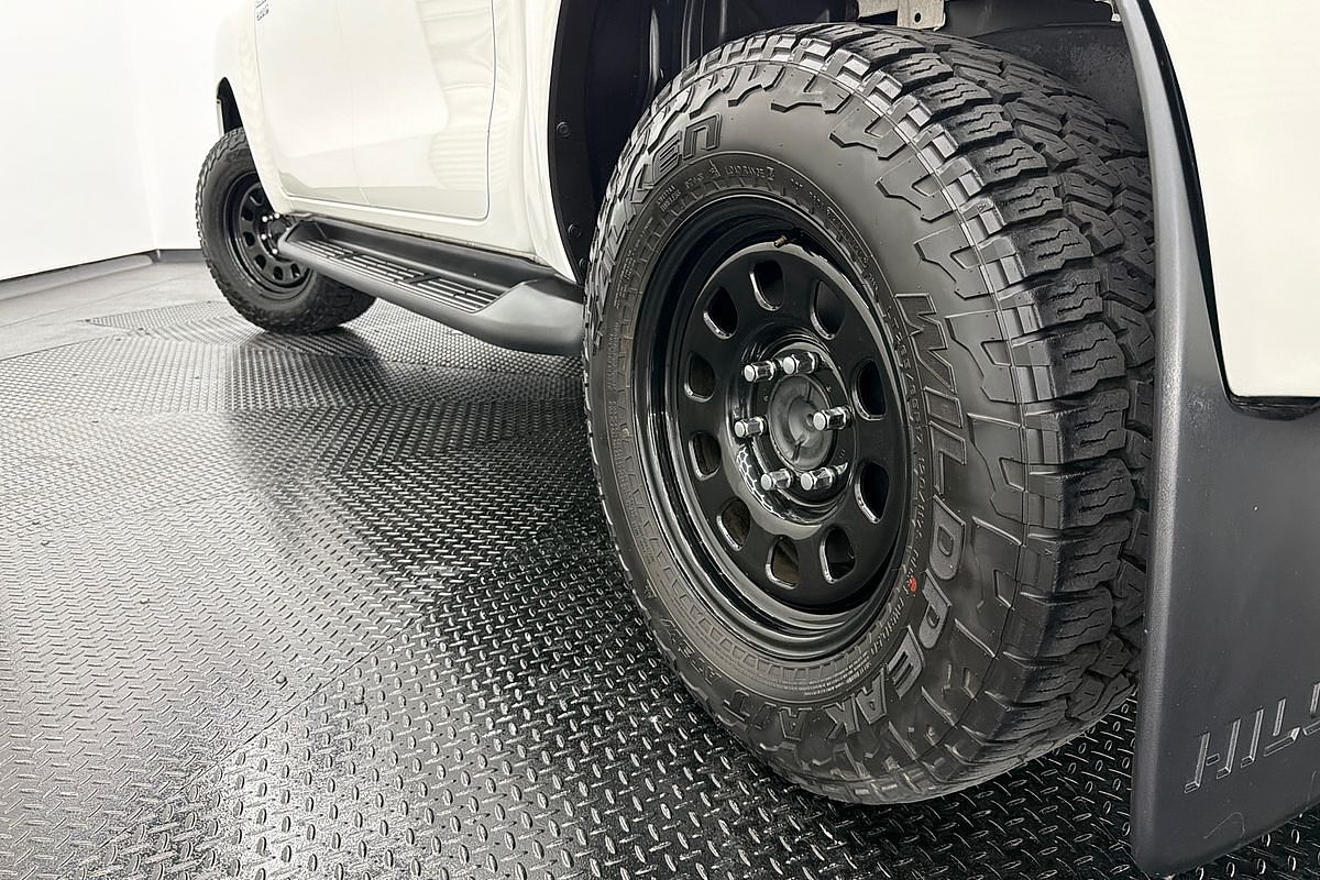 2022 Toyota Hilux SR5 GUN126R 4X4