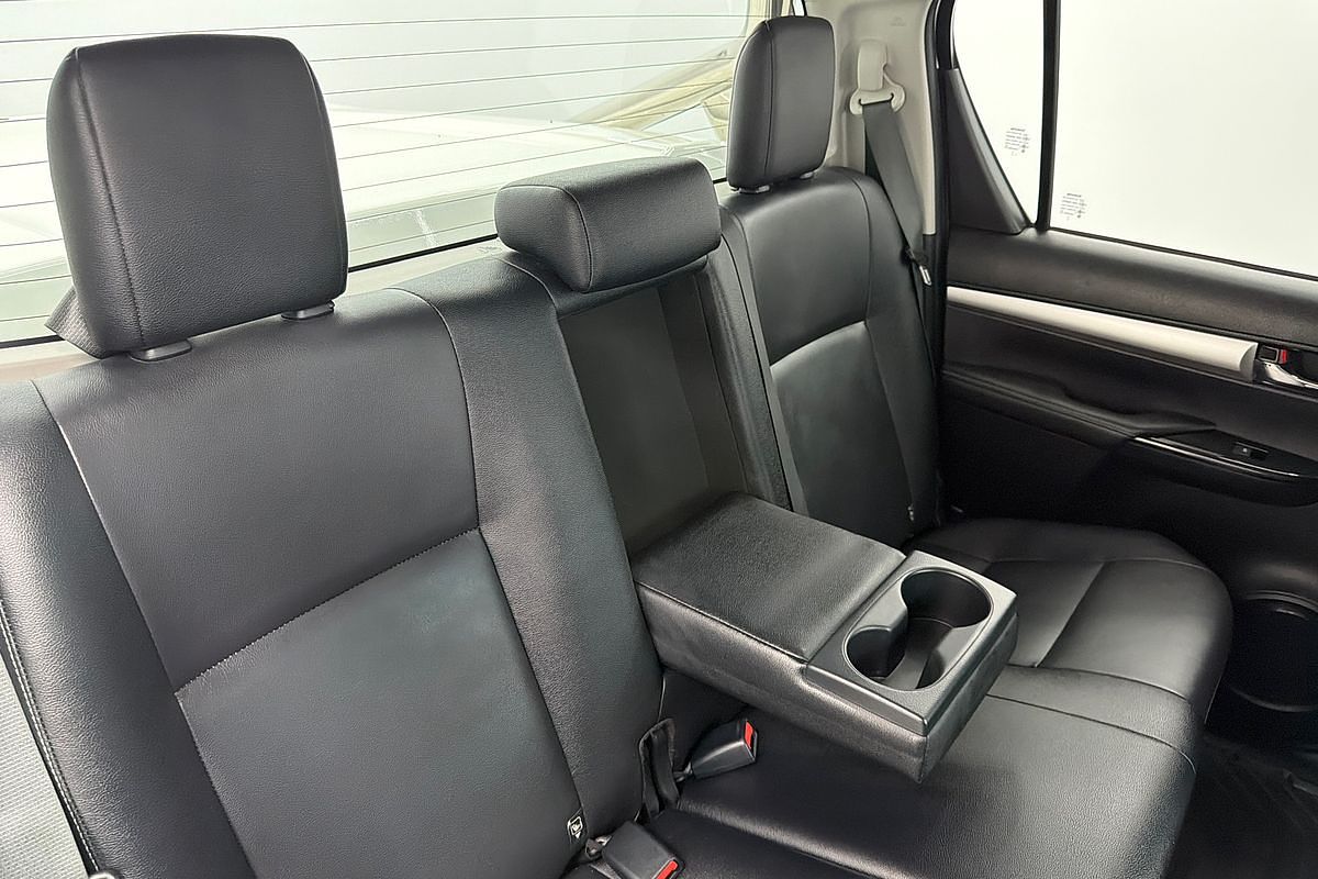 2022 Toyota Hilux SR5 GUN126R 4X4