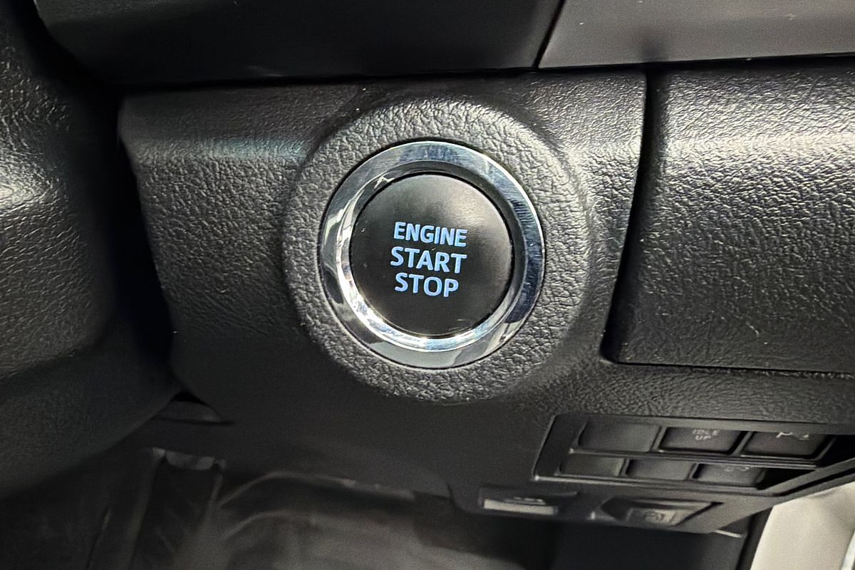 2022 Toyota Hilux SR5 GUN126R 4X4