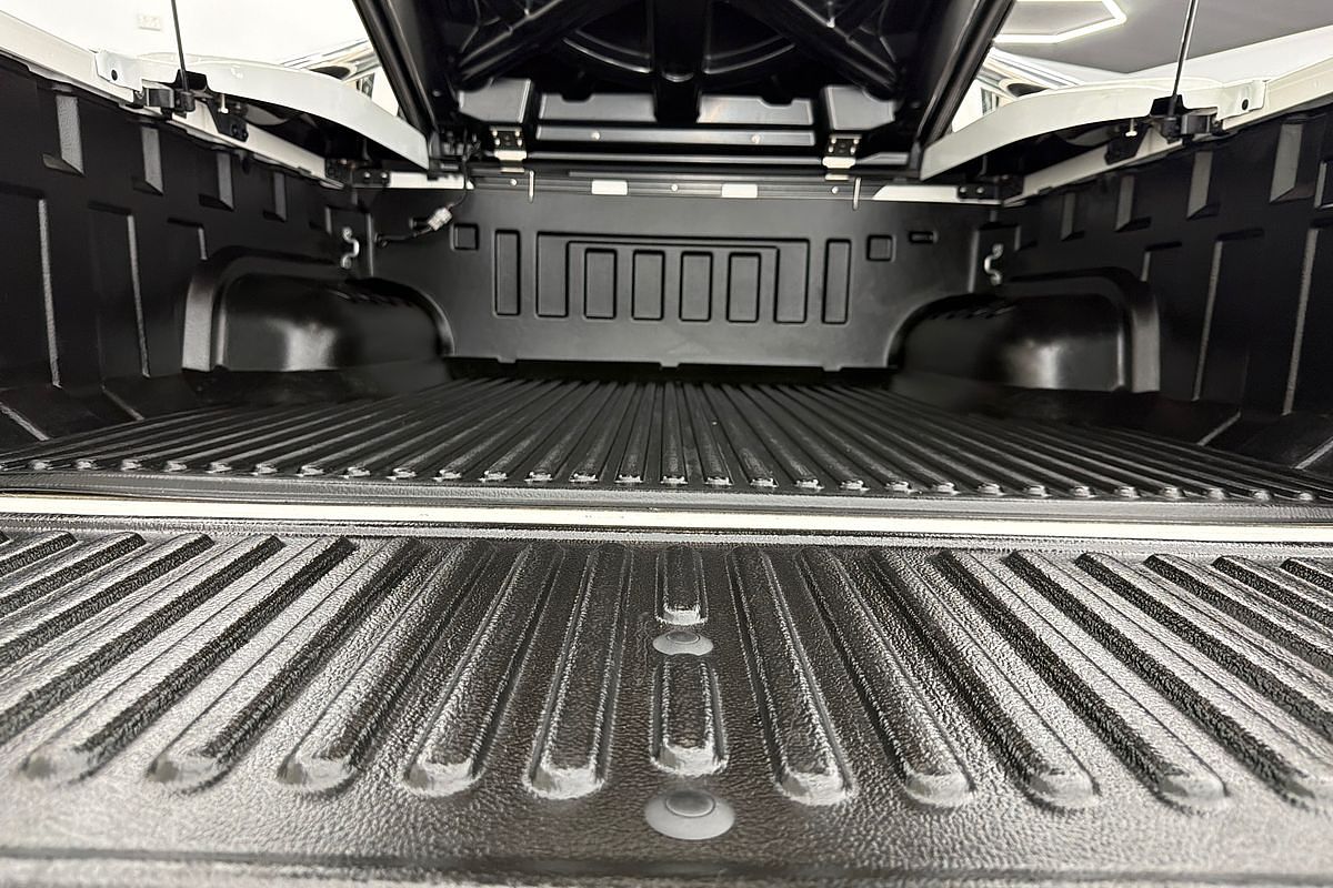 2022 Toyota Hilux SR5 GUN126R 4X4