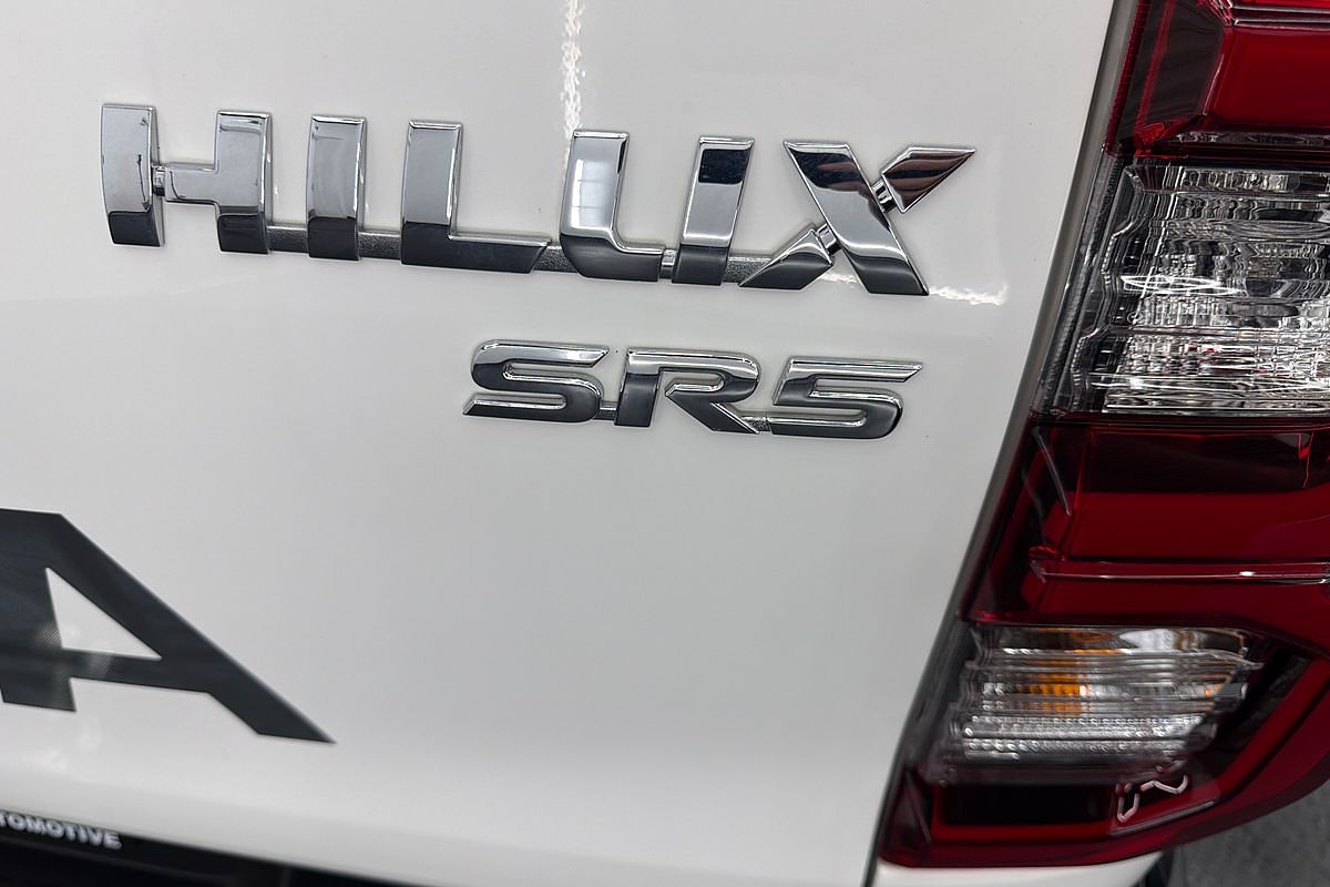2022 Toyota Hilux SR5 GUN126R 4X4