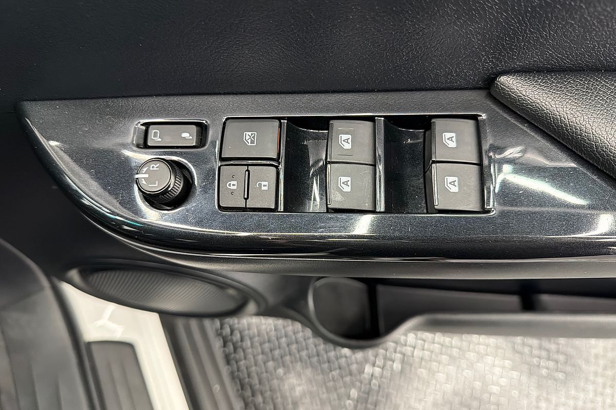 2022 Toyota Hilux SR5 GUN126R 4X4