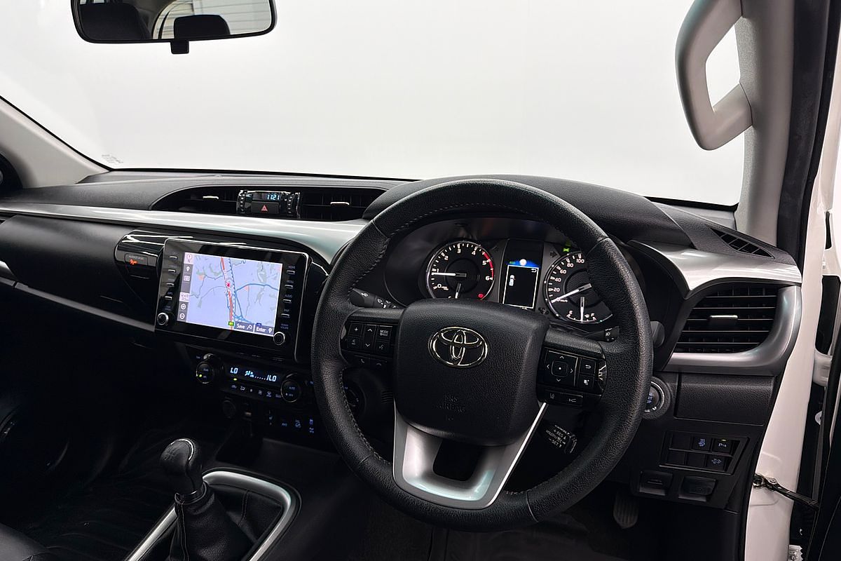 2022 Toyota Hilux SR5 GUN126R 4X4