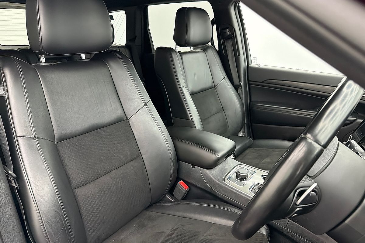 2020 Jeep Grand Cherokee Night Eagle WK