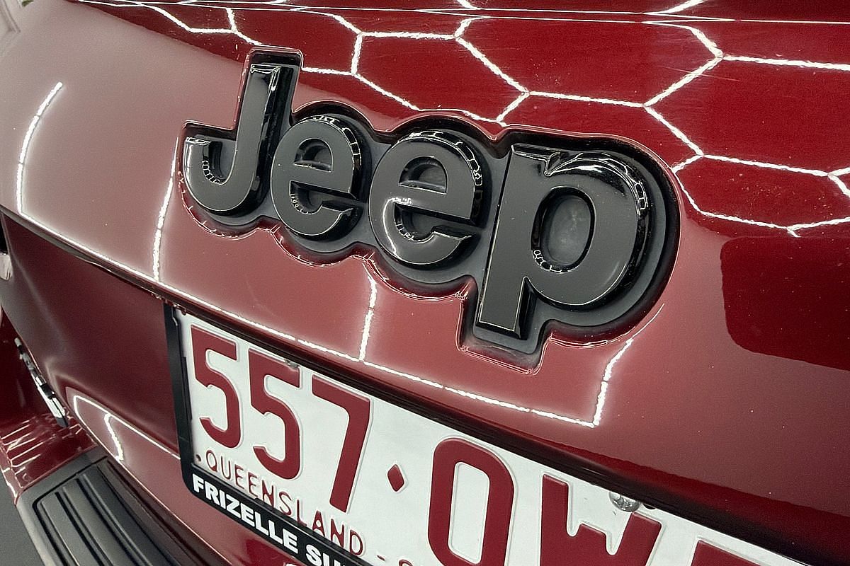 2020 Jeep Grand Cherokee Night Eagle WK