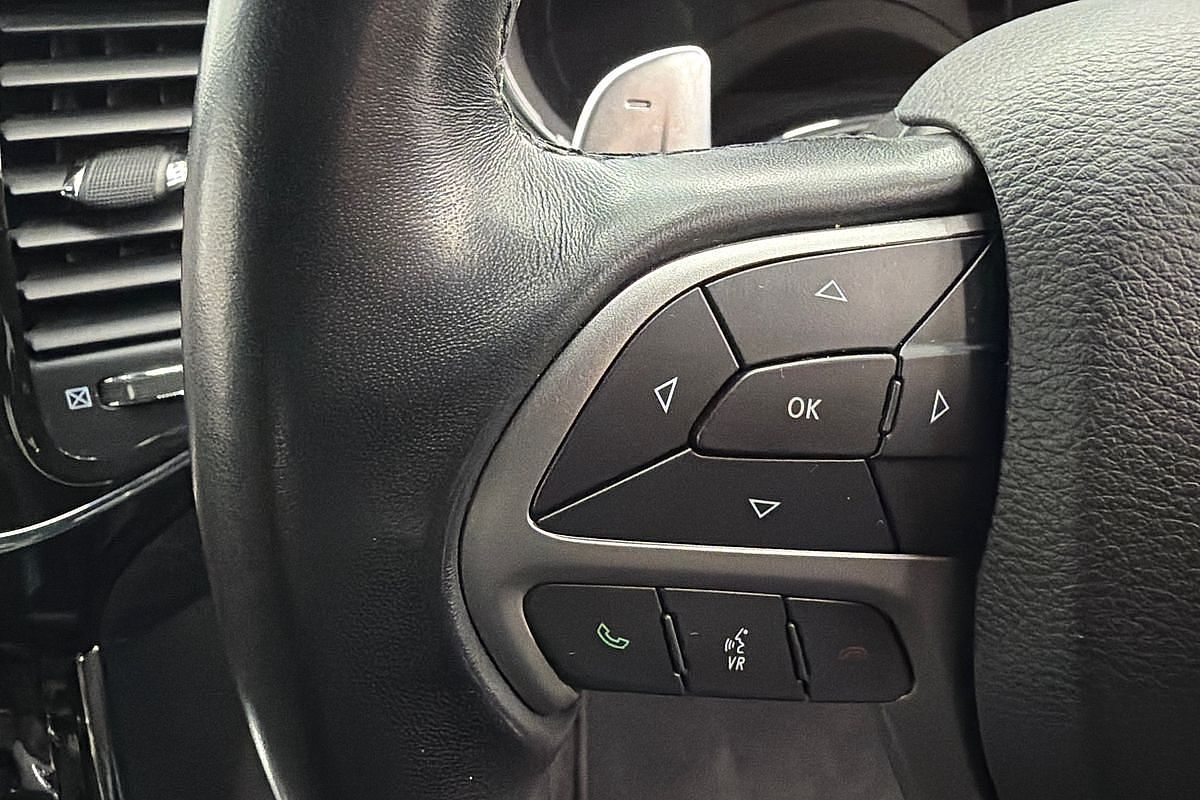 2020 Jeep Grand Cherokee Night Eagle WK